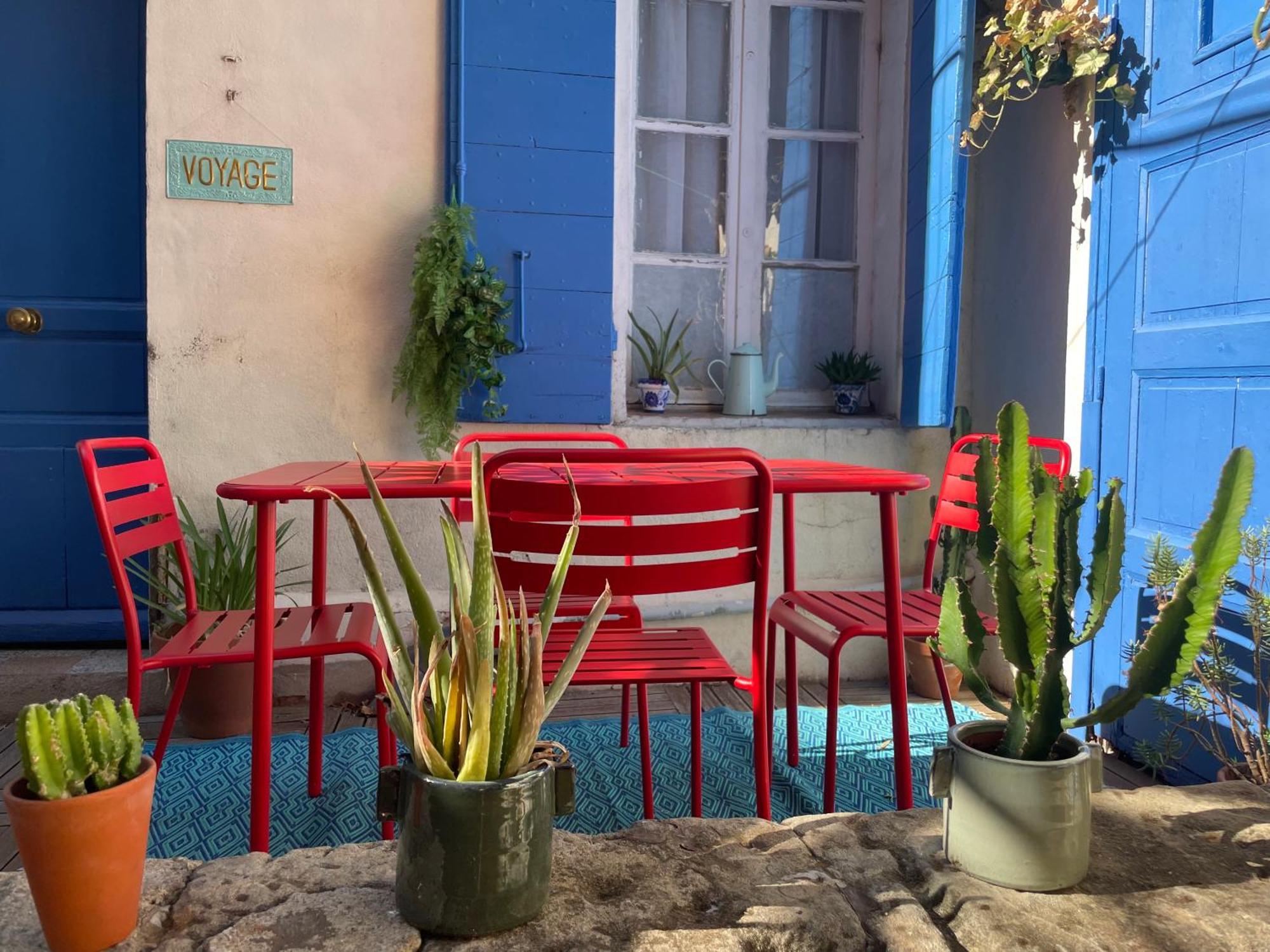 Charming Studio With Patio In The Heart Of Marseille Bagian luar foto