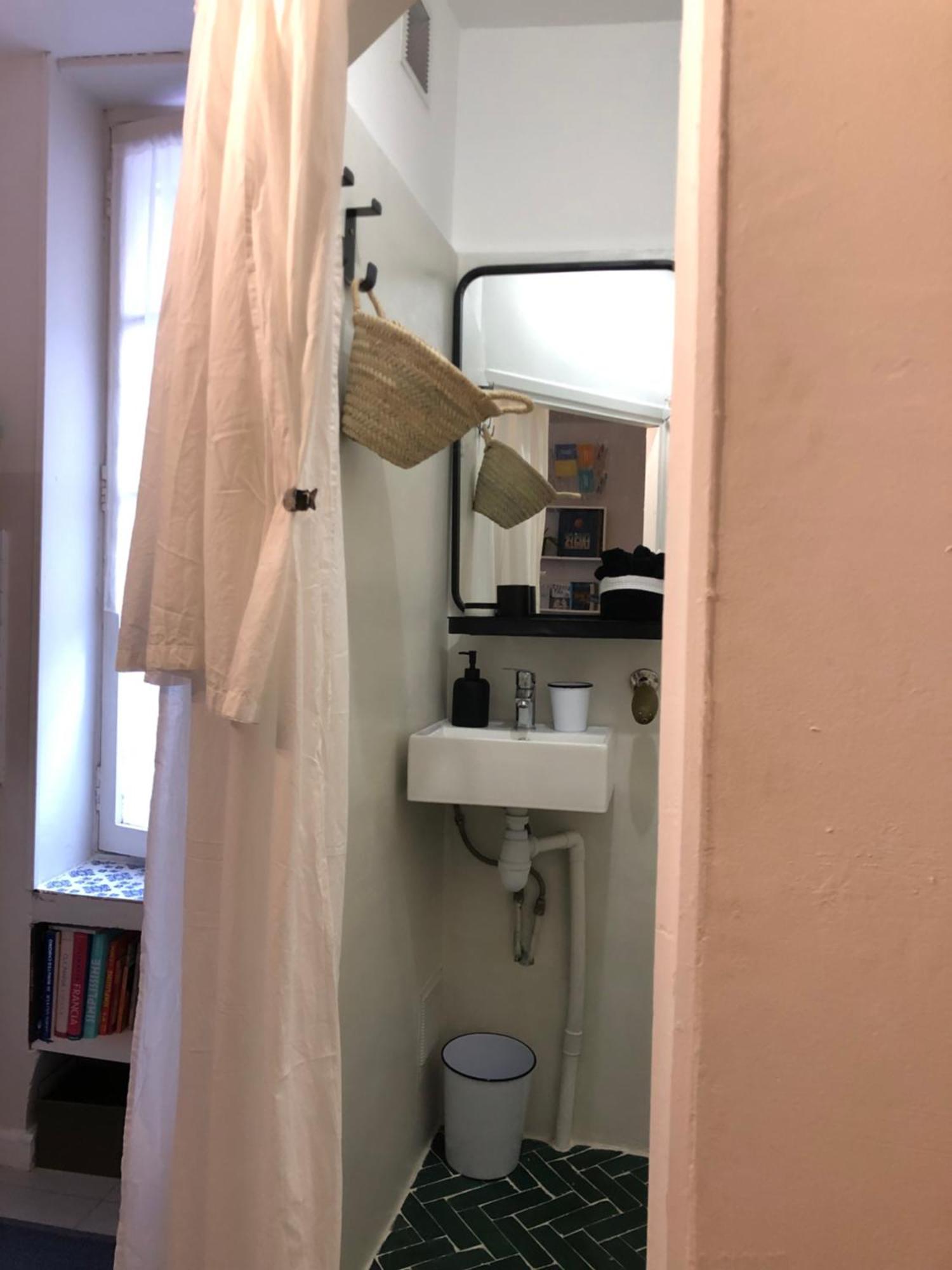 Charming Studio With Patio In The Heart Of Marseille Bagian luar foto